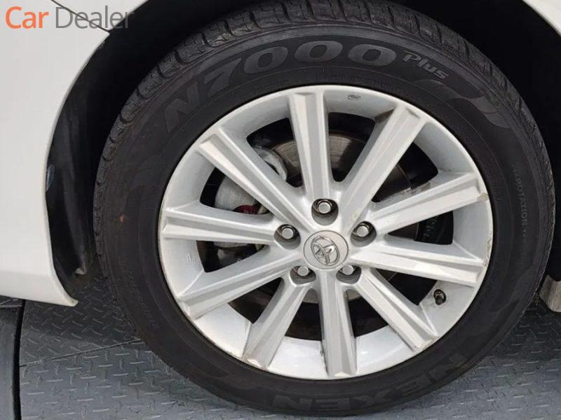 2013 Toyota Camry Hybrid